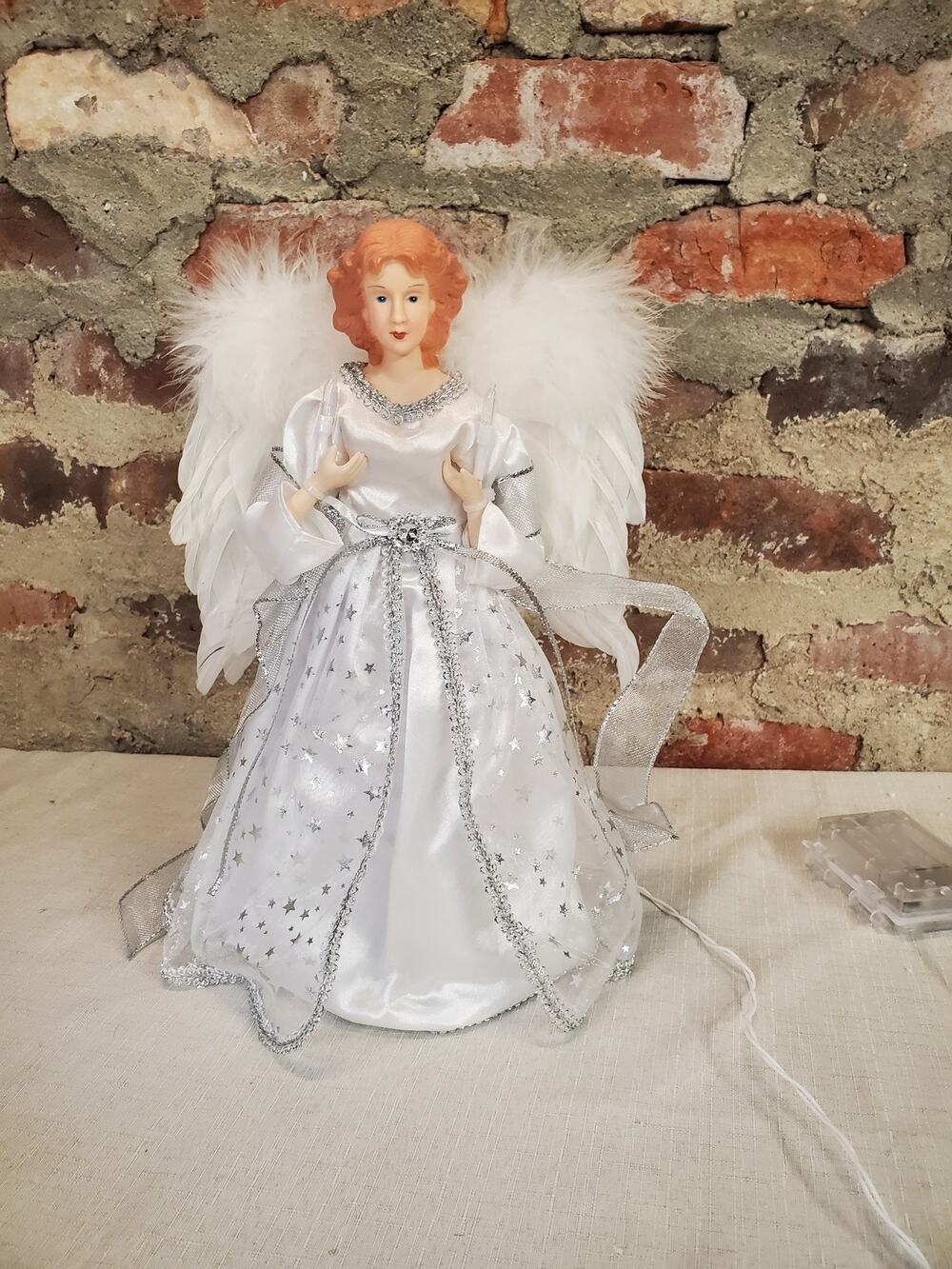 Christmas Angel Tree Topper Figure White LED Lights Feathered Wings Silver Stars
